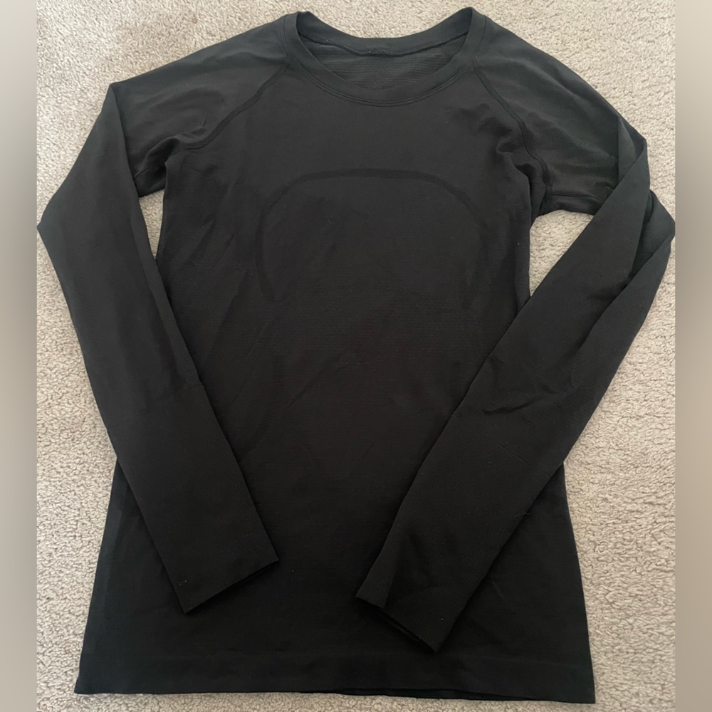 Lululemon Swiftly Tech Long Sleeve
